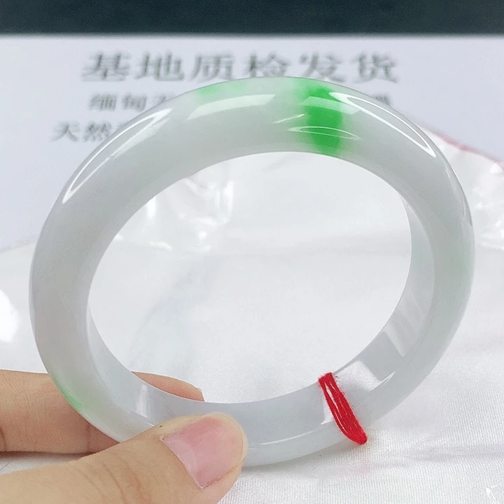 翡翠未镶嵌手镯圈57，80104