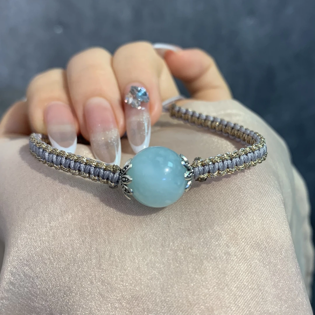 【沁蓝】天青冻转转珠 仿佛将流动的云朵冻结在玉之中 显白简约款