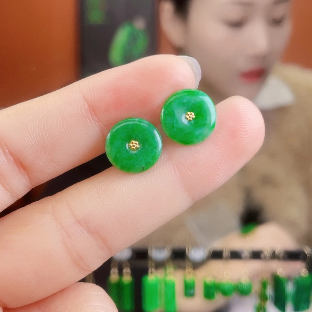 翡翠18K金镶嵌耳饰