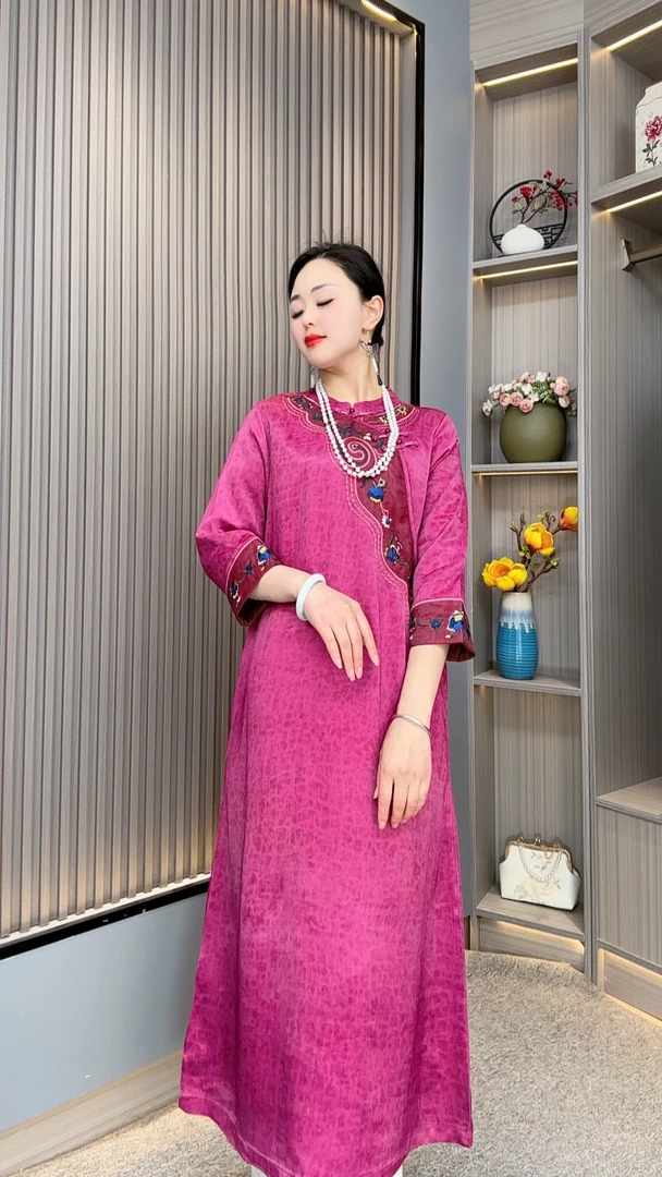嫣红YJ5331妈妈装中式国风流苏优雅气质复古遮肉连衣裙