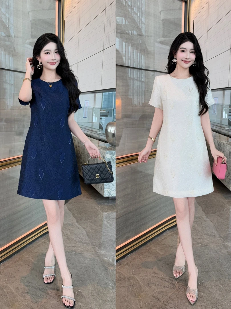 枝繁茂叶 重工金色刺绣提花面料修身显瘦气质A字连衣裙