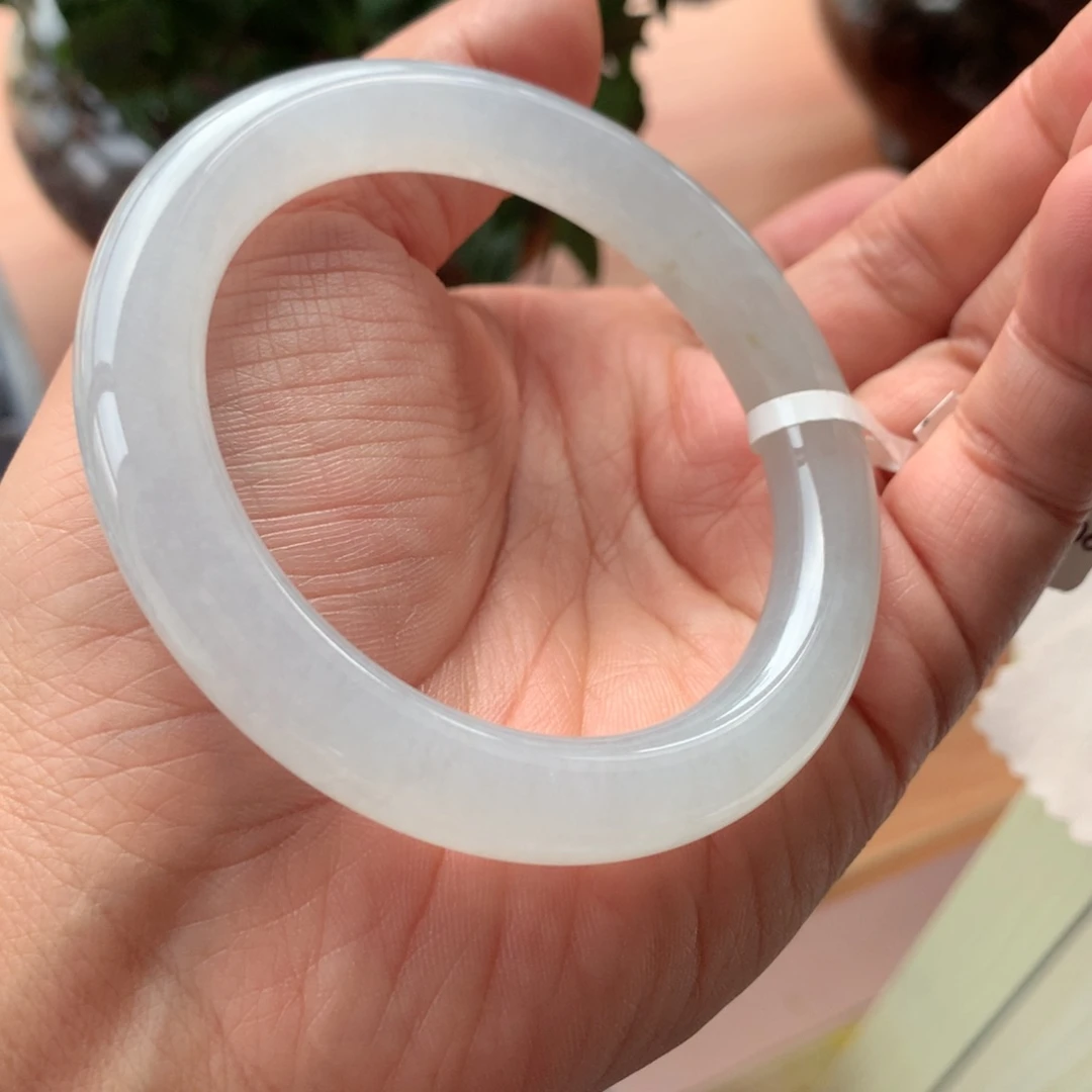 翡翠未镶嵌手镯21号