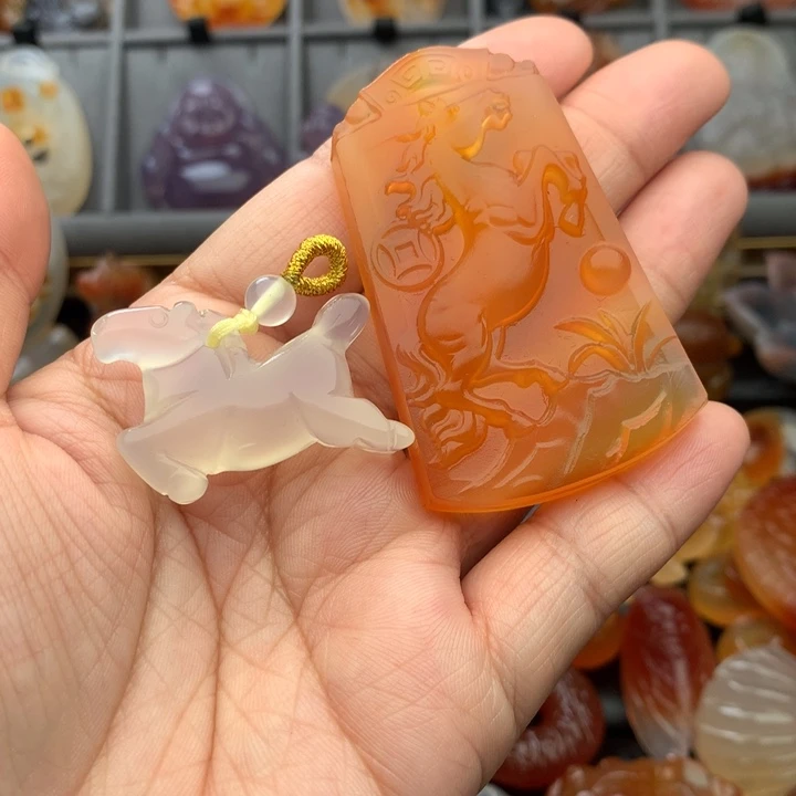 喵***鱼玛瑙/玉髓未镶嵌颈饰