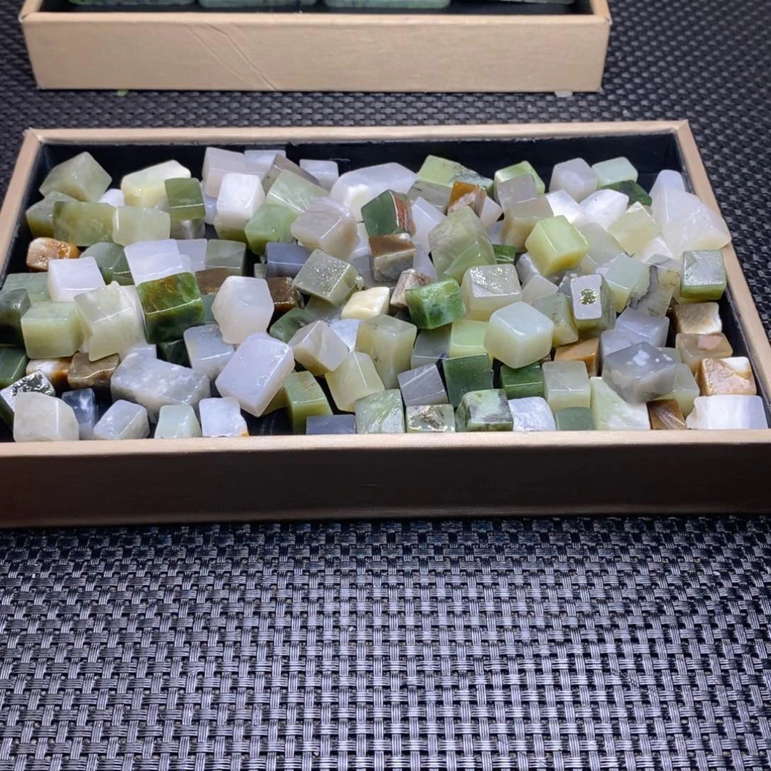 和田玉（糖玉）未镶嵌珠宝半成品