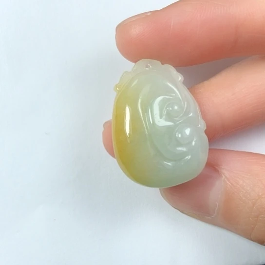 翡翠未镶嵌颈饰缅甸A货，每天1点半开播