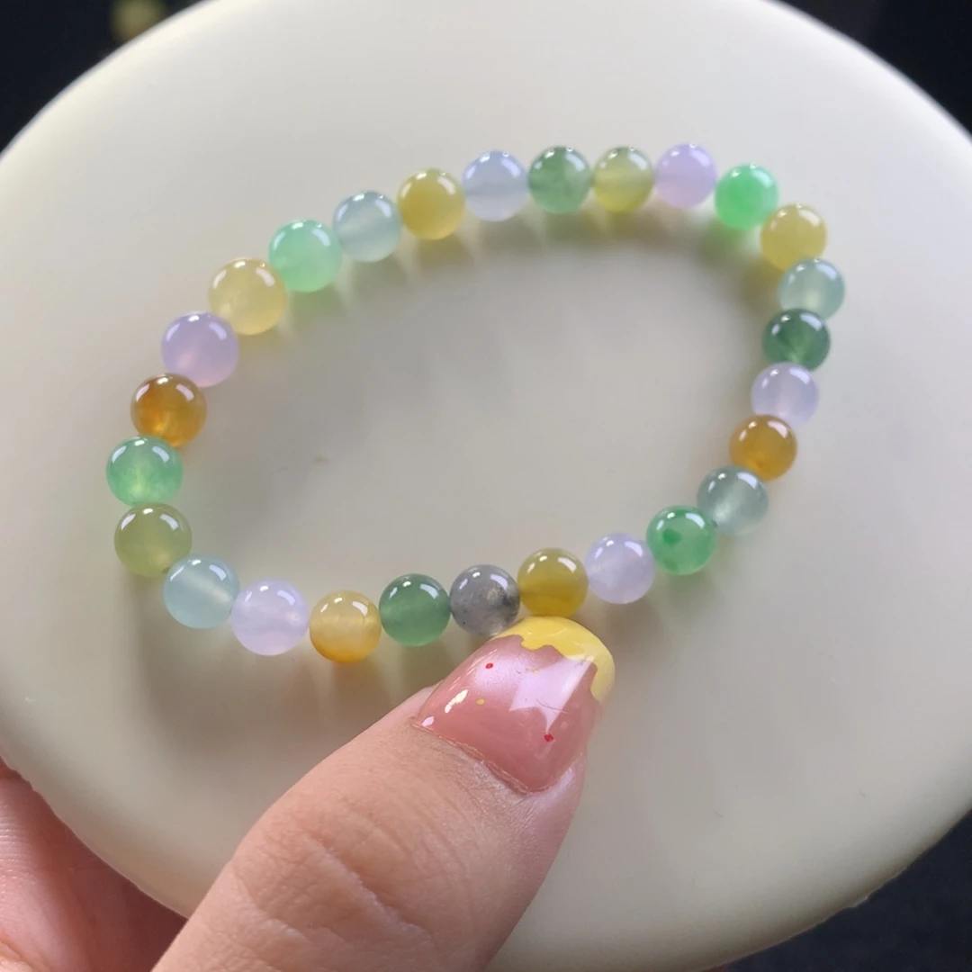 翡翠未镶嵌手串霓虹灯