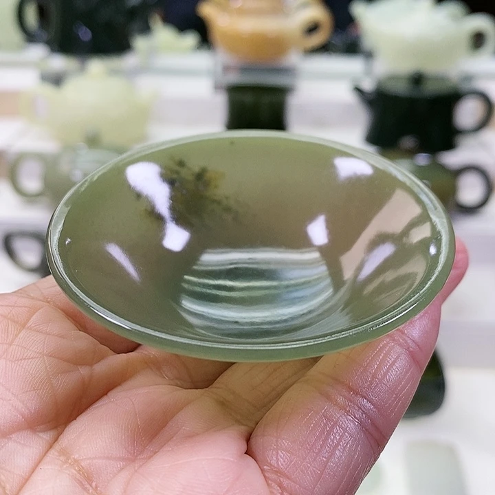 未镶嵌和田玉挂件茶杯40m l