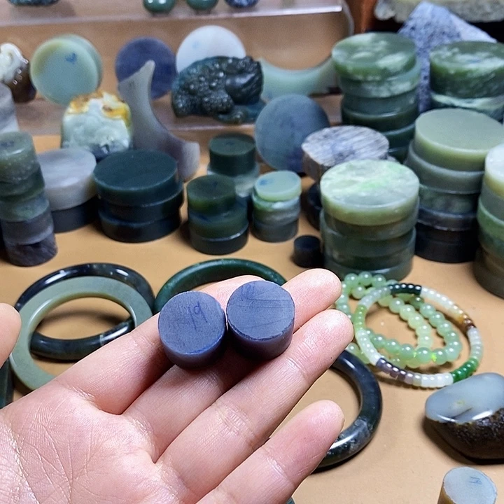 光***哥和田玉（糖玉）未镶嵌珠宝半成品