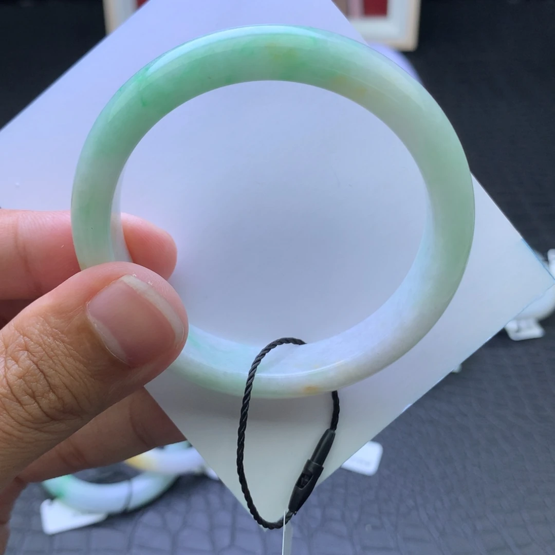 未镶嵌手镯翡翠成品