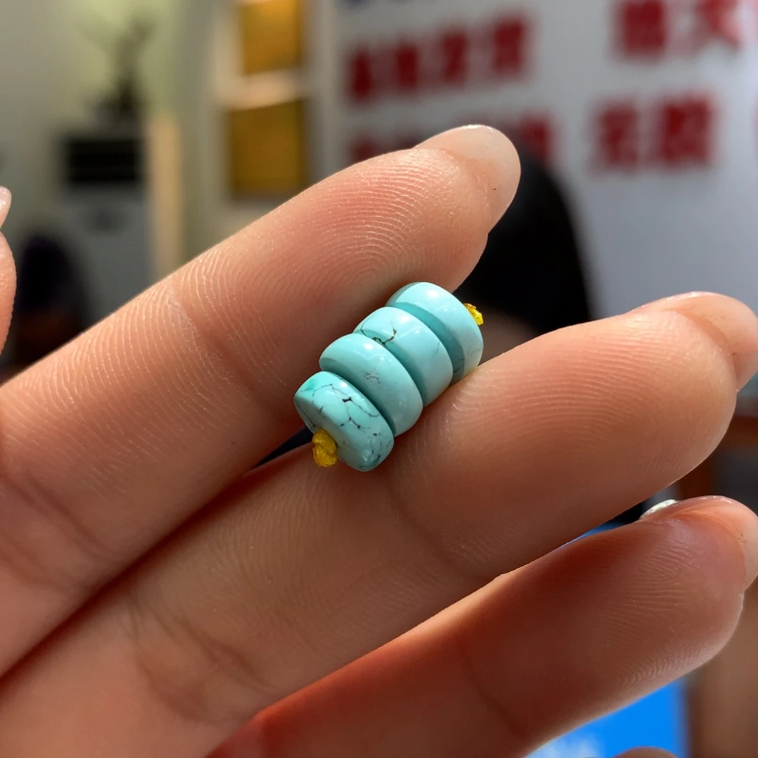 绿松石配饰未镶嵌