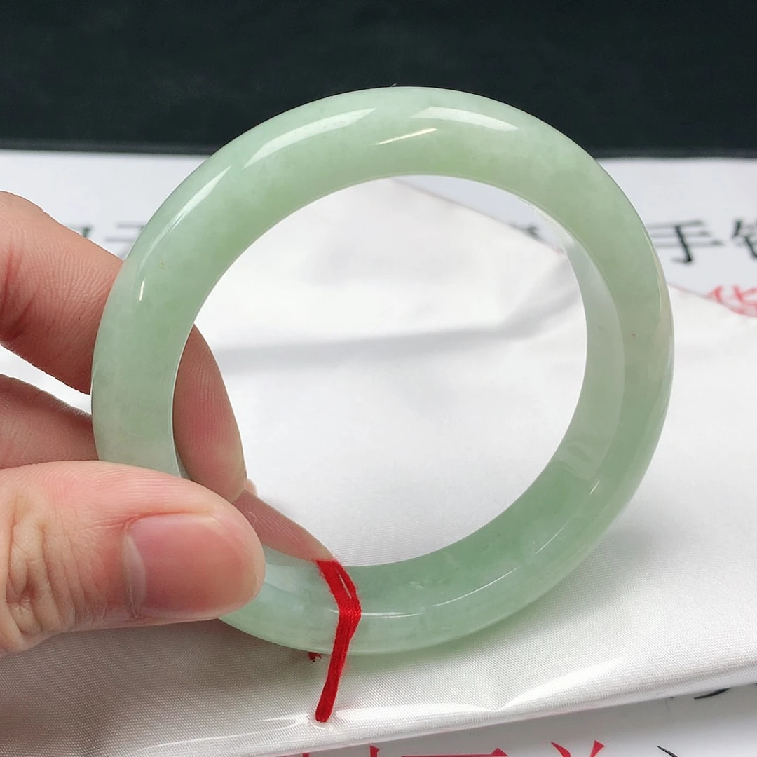 翡翠手镯未镶嵌圈57