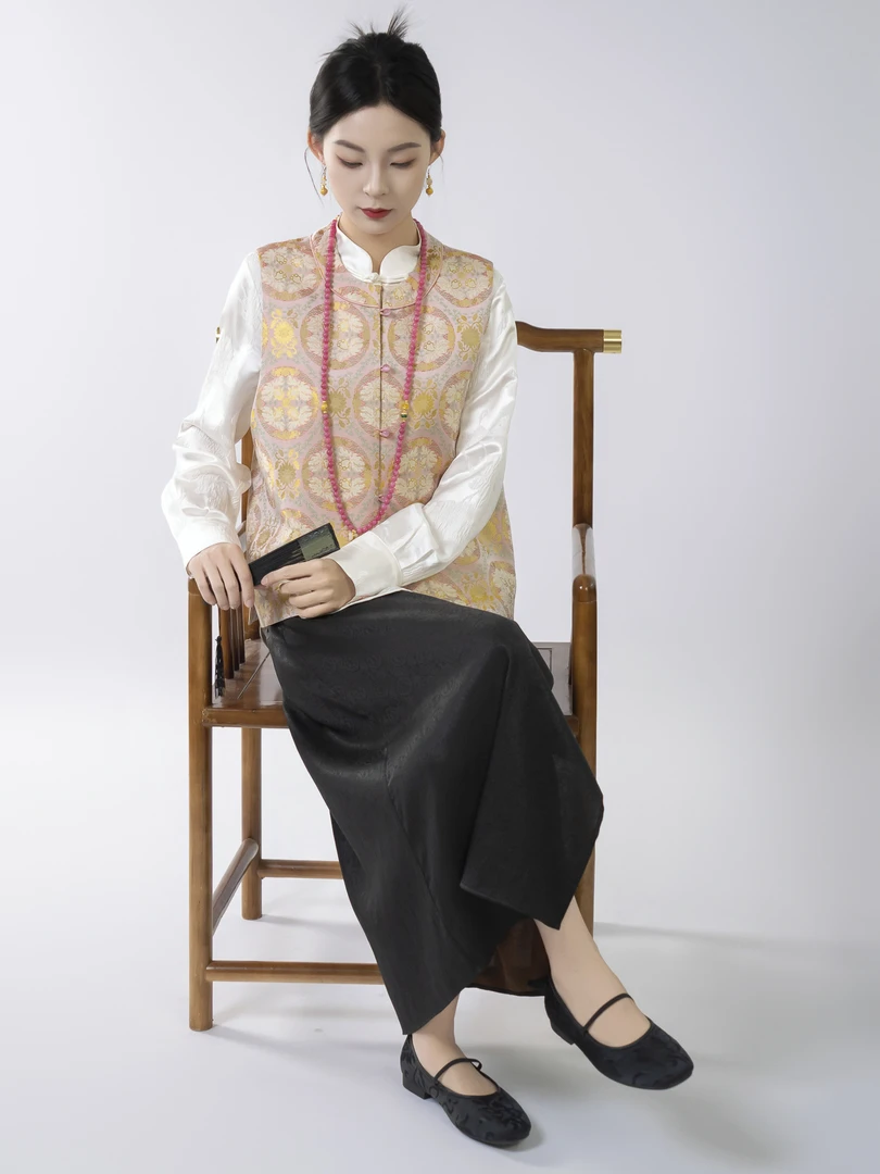 芬领-金鱼戏莲纹锦-非遗桑蚕丝宋锦（织金）宋锦马甲BX1782-BX1784