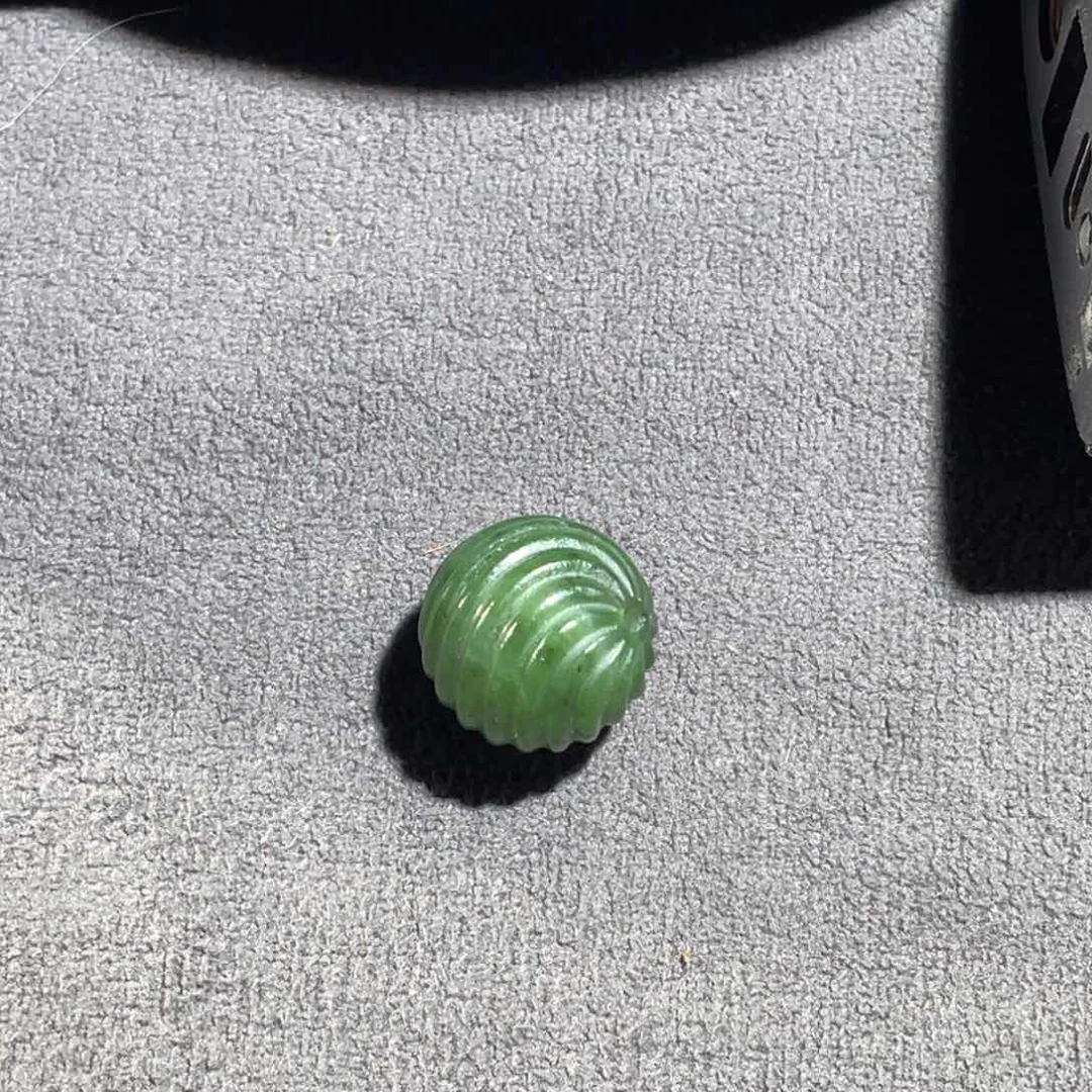 和田玉未镶嵌颈饰横**民