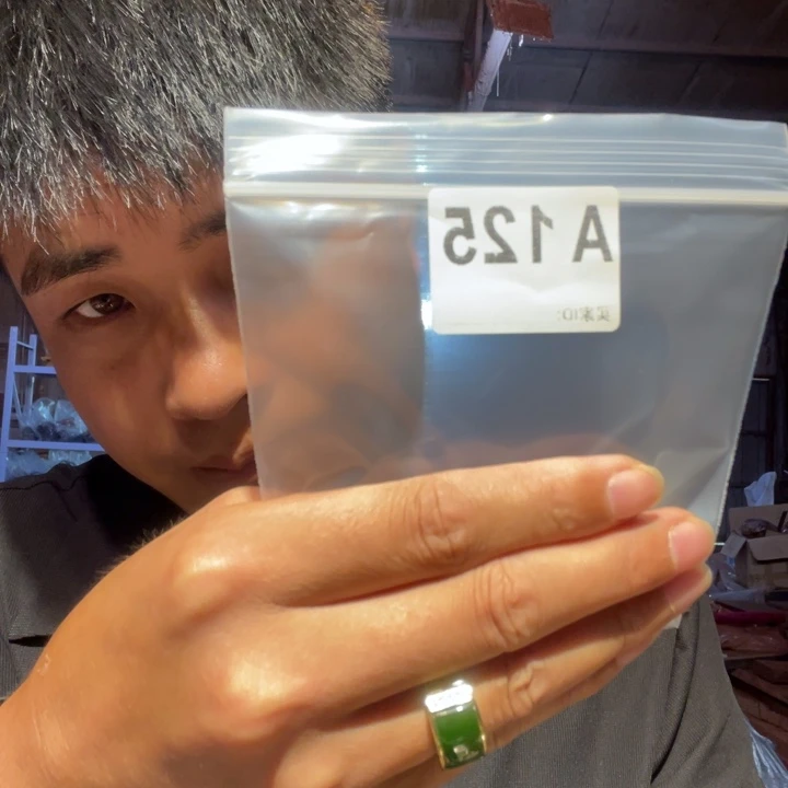 大叶紫檀（黑酸枝木类）125