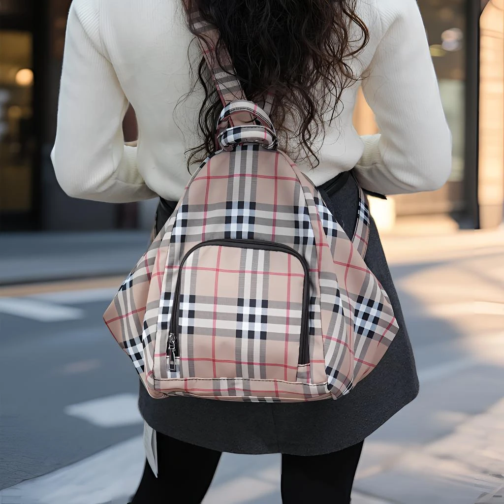 时尚格子双肩包休闲百搭多功能单肩斜挎手提女士包包优雅潮流百搭