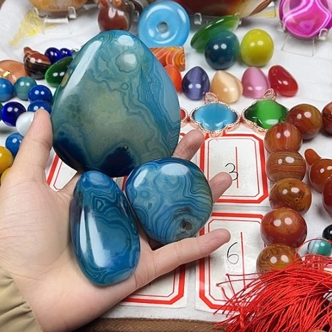 玛瑙/玉髓颈饰未镶嵌清**月