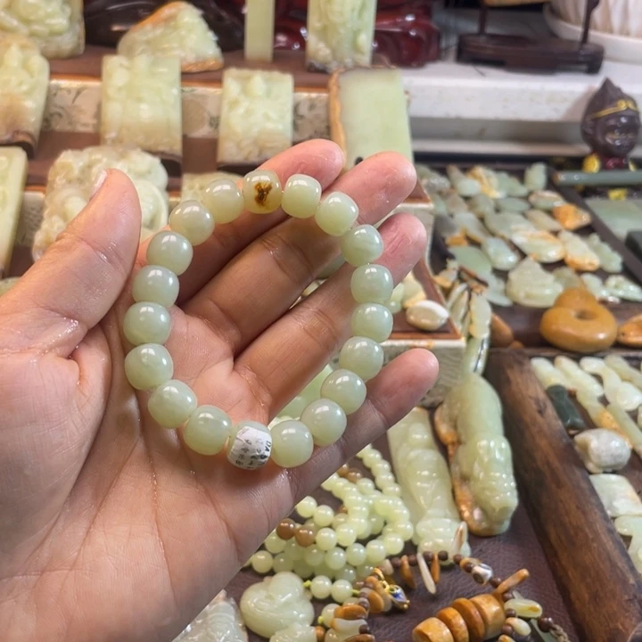 岫岩河磨玉（透闪石质玉）未镶嵌颈饰