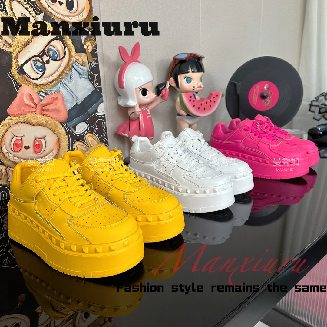 【曼曼】新品“旧德手册”2025明星同款真皮厚底小白鞋面包运动休闲鞋
