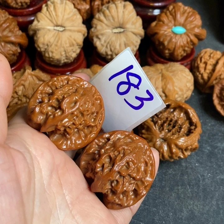 把件文玩核桃狮子183