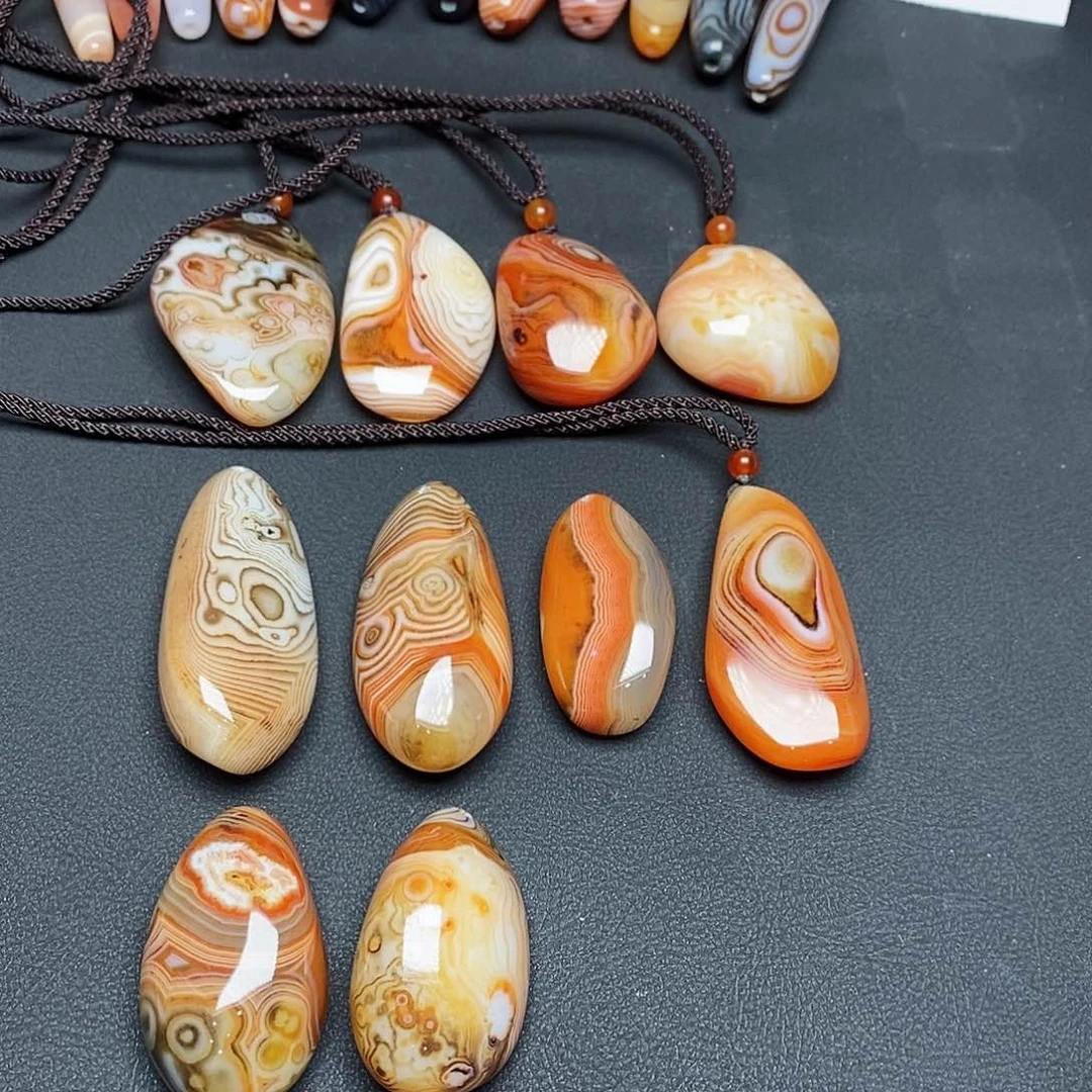 玛瑙/玉髓两毛未镶嵌怪****》