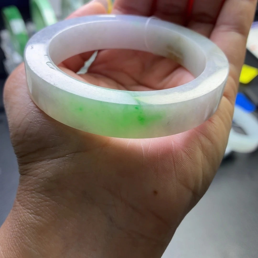 定制翡翠未镶嵌冰阳绿