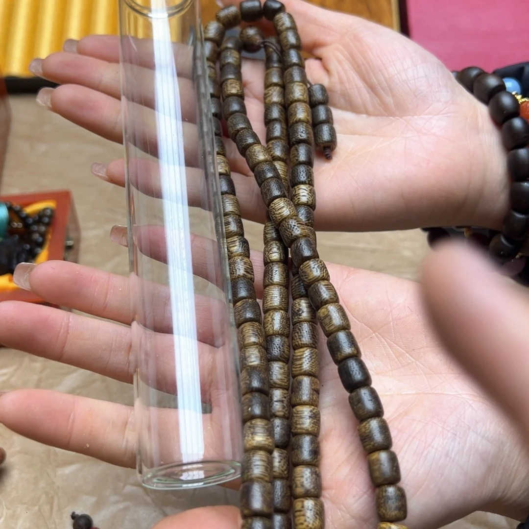 大叶紫檀（黑酸枝木类）