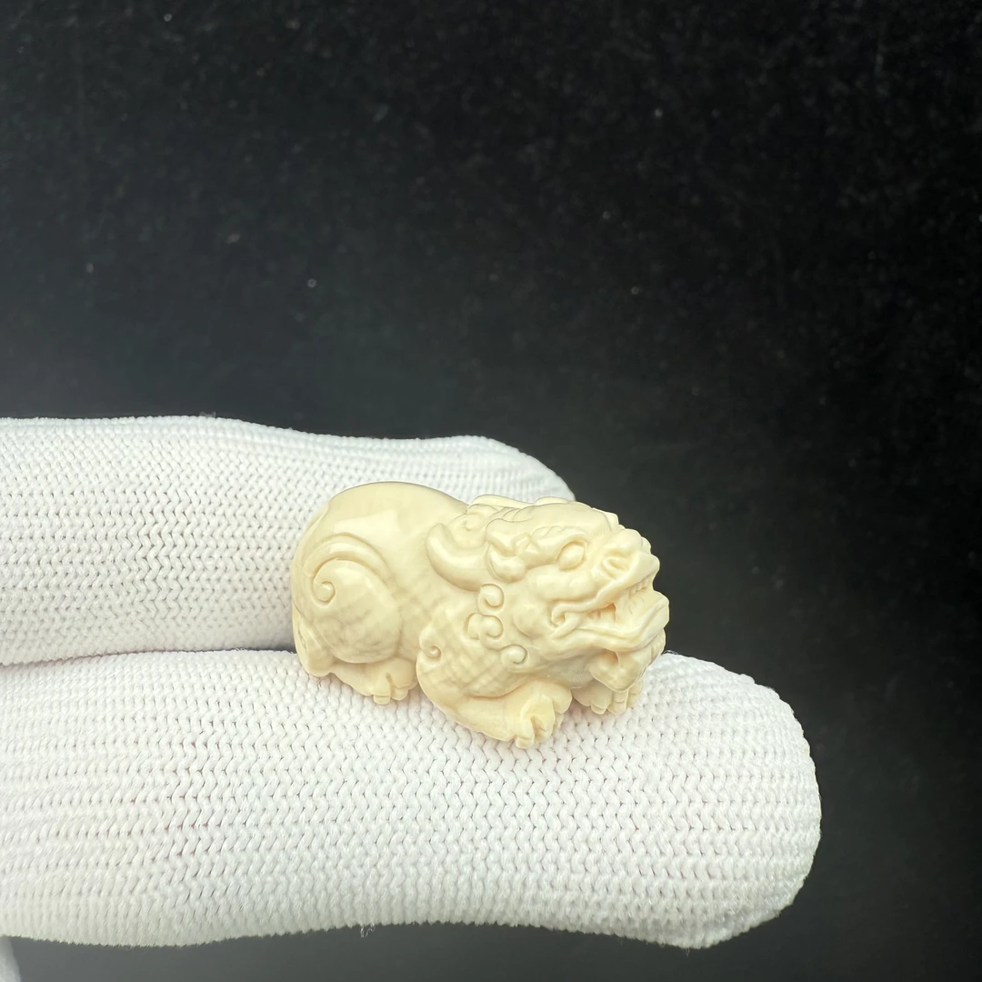 H3523天然猛犸牙 雕刻貔貅14.4*30*14.8mm支持复检 假一罚十