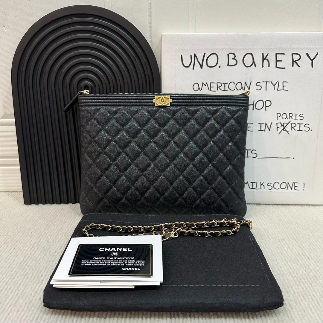 95新 Chanel/香奈儿 【蔡包紫】黑金荔枝纹leboy手拿包