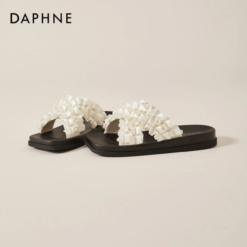 达芙妮平底露趾一字拖女夏季新款法式交叉带舒适休闲外穿百搭拖鞋