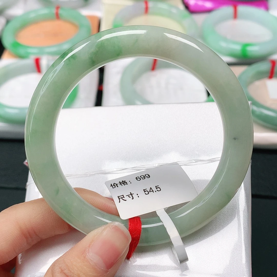 翡翠手镯（圆镯）未镶嵌天然翡翠手镯54