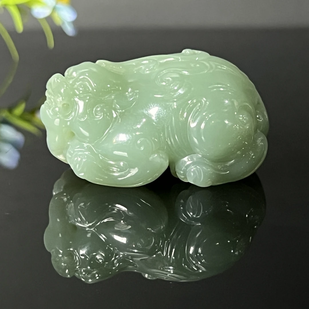 1222GC8851和田玉挂件