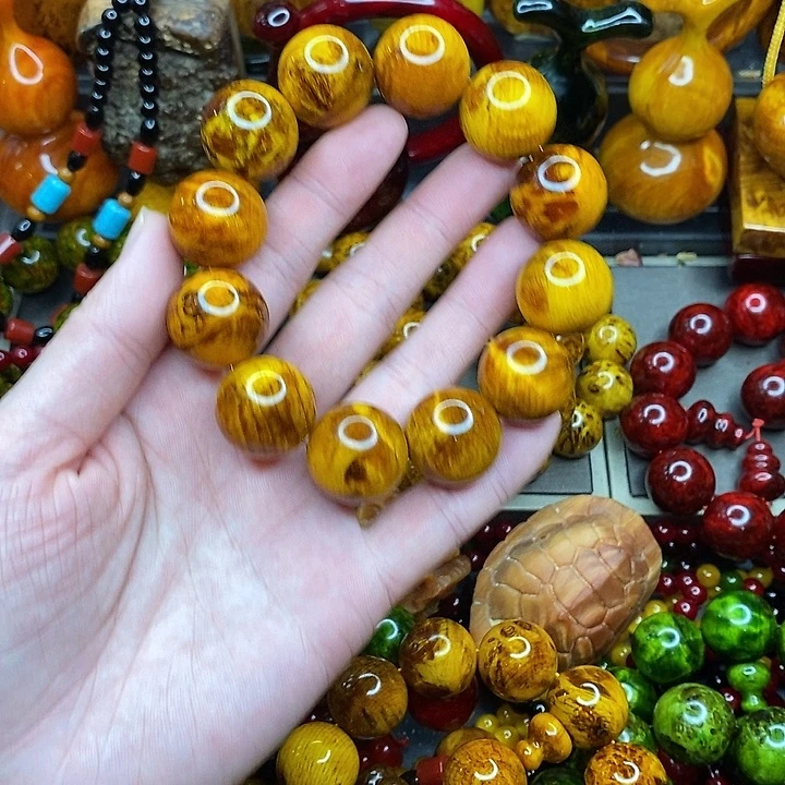 琥珀木雷击琥珀木