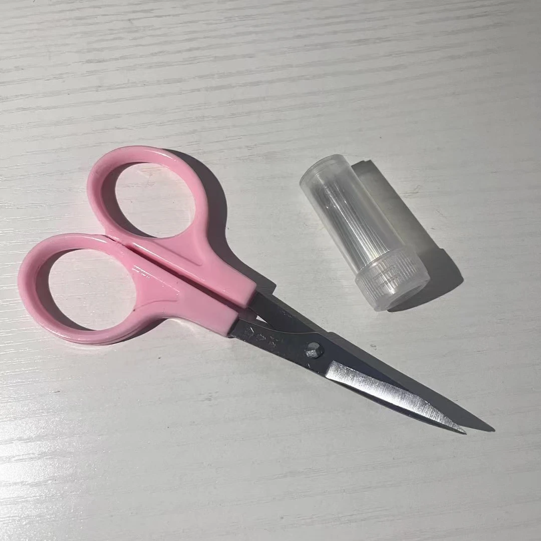 十字绣工具翘头剪刀+金尾针抛光针20颗左右3.9gf2004