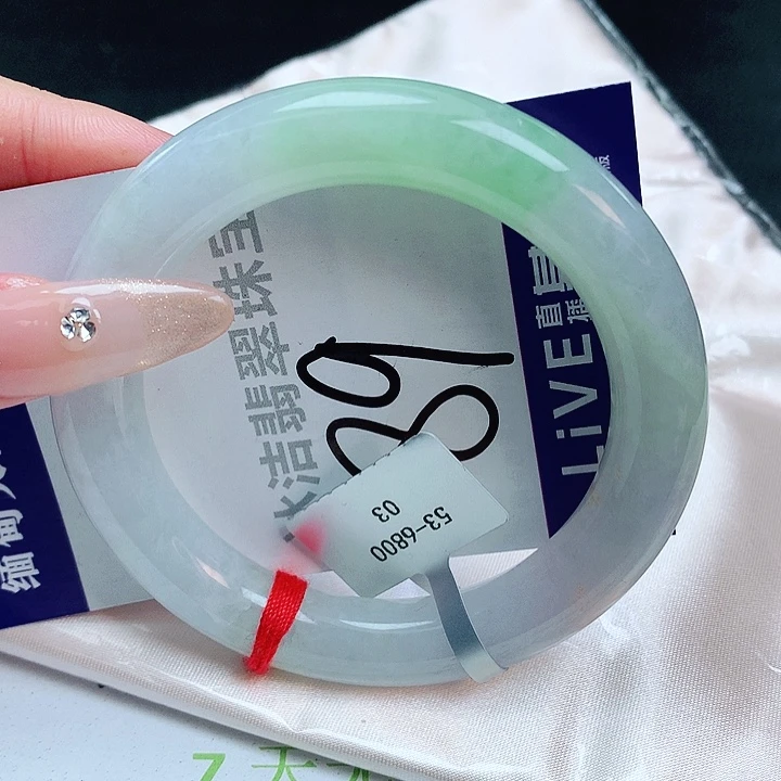 翡翠手镯未镶嵌缅甸天然a货翡翠手镯