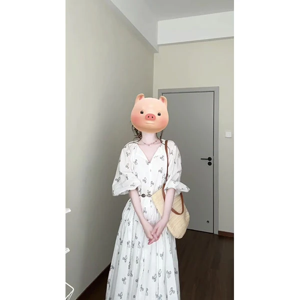 2025夏季新款独特漂亮绝美高级感小香风白色碎花灯笼袖衬衫连衣裙