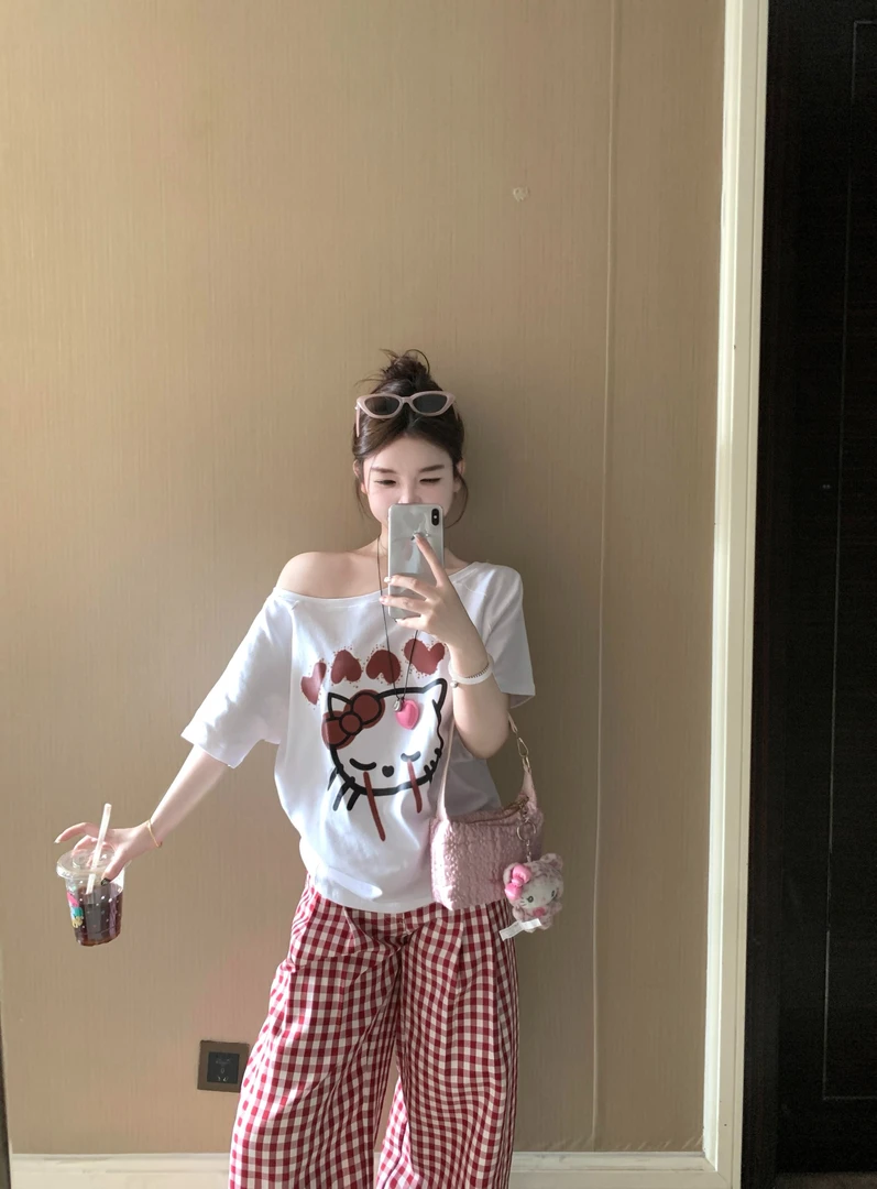 设计感小众斜领露肩短袖T恤女夏韩版潮宽松显瘦慵懒半袖体恤上衣