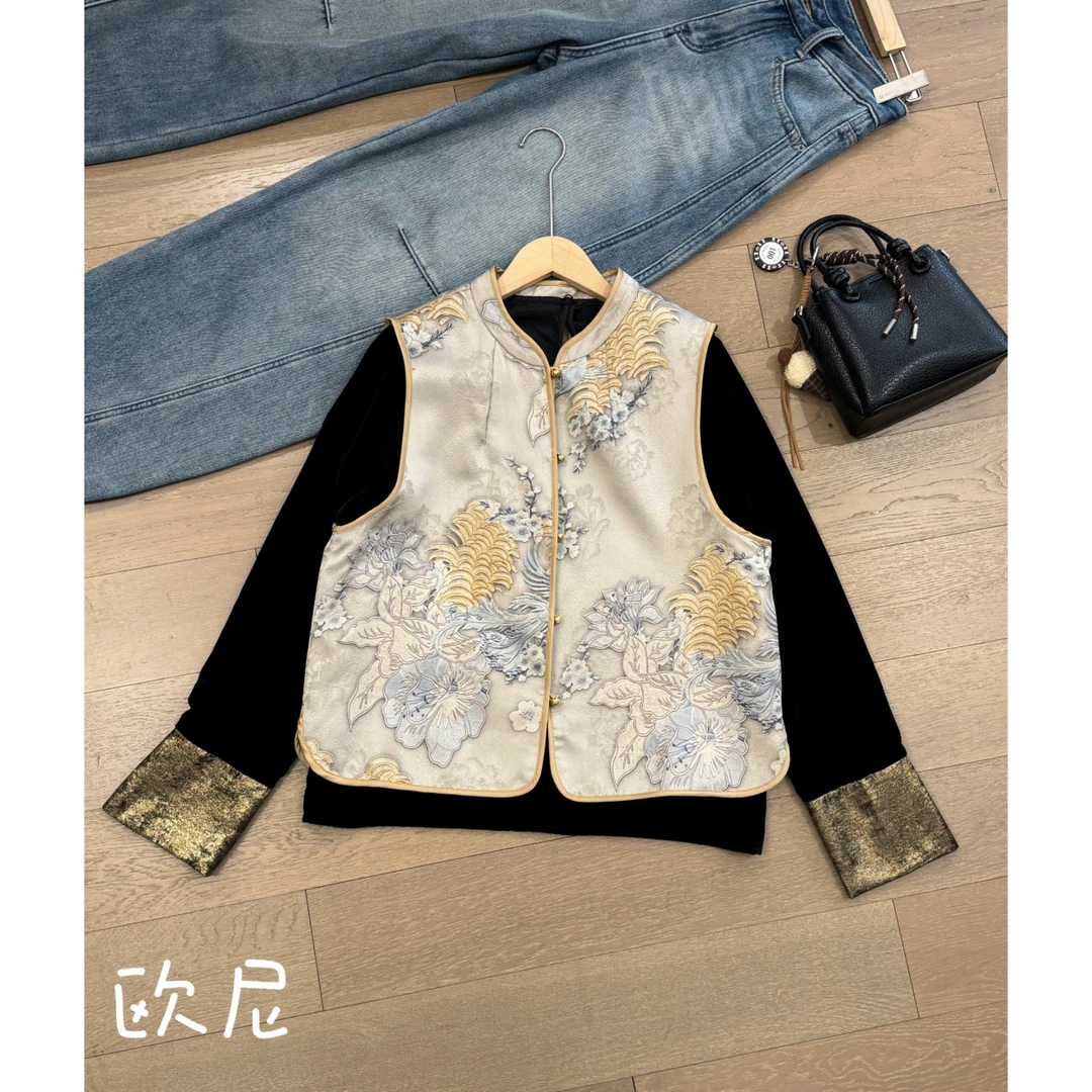 2025早春小众设计极简新中式马甲两件套2412B6353