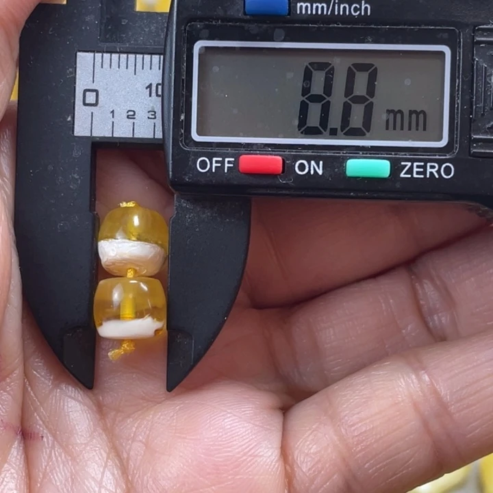 蜜蜡未镶嵌裸石26杂