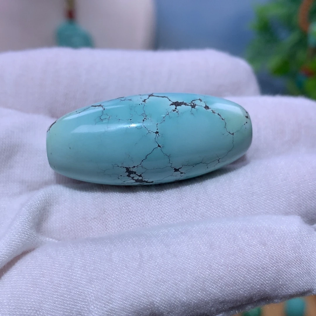 绿松石未镶嵌珠宝奇石18