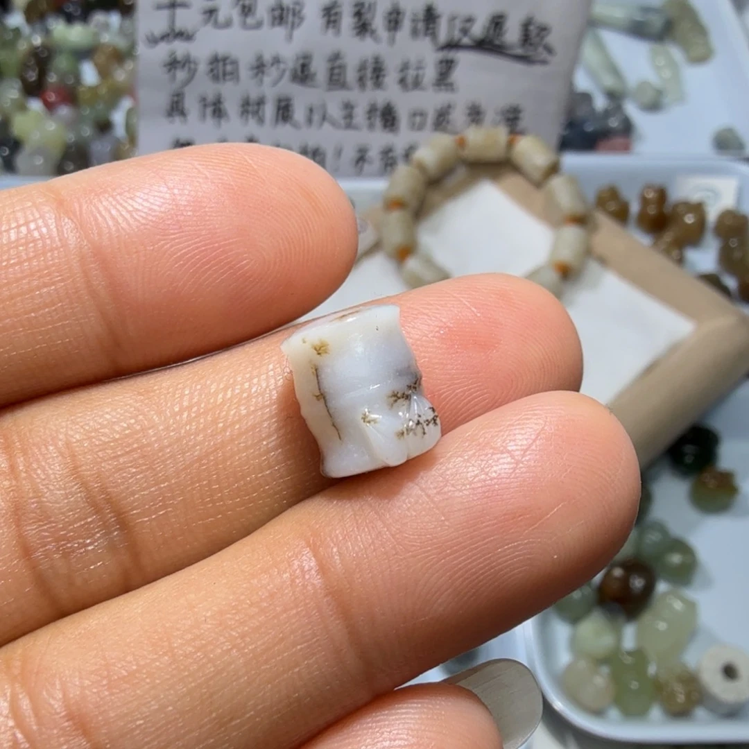 和田玉未镶嵌珠宝奇石