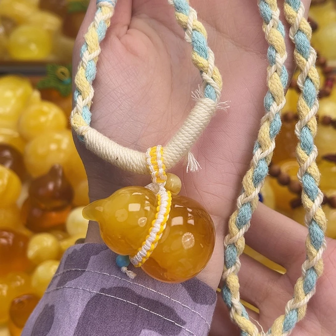 裸石琥珀未镶嵌13.5g芬达葫芦