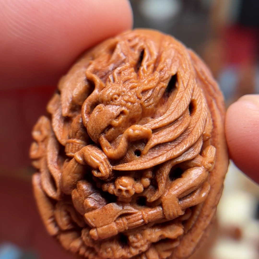 桃核雕刻手工大鹏鸟