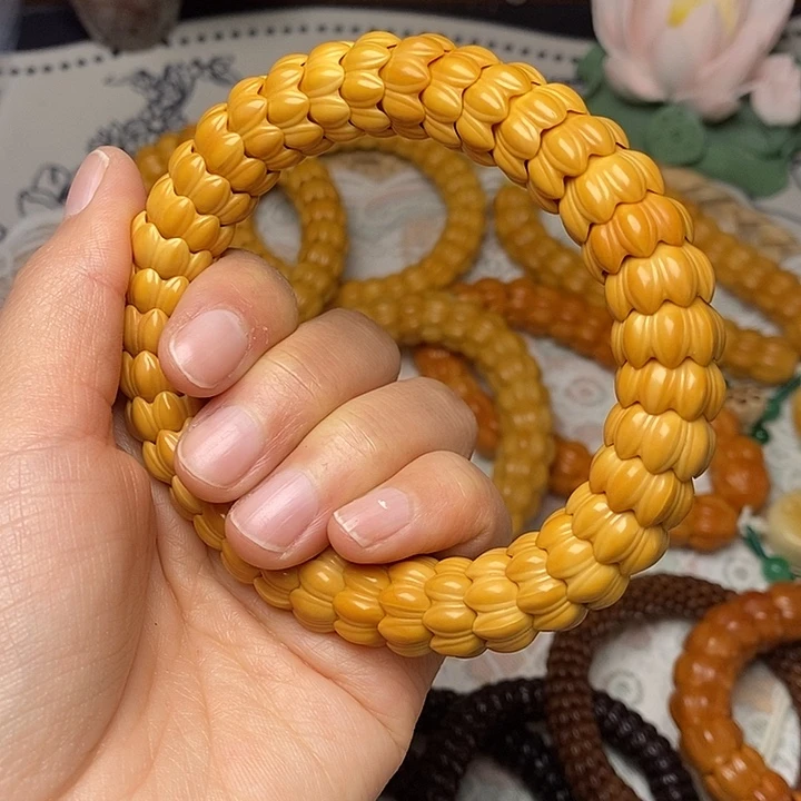 吊坠猴头核桃莲花