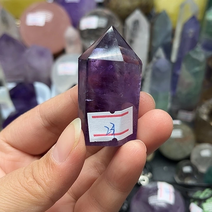 水晶珠宝半成品未镶嵌39克紫水晶柱