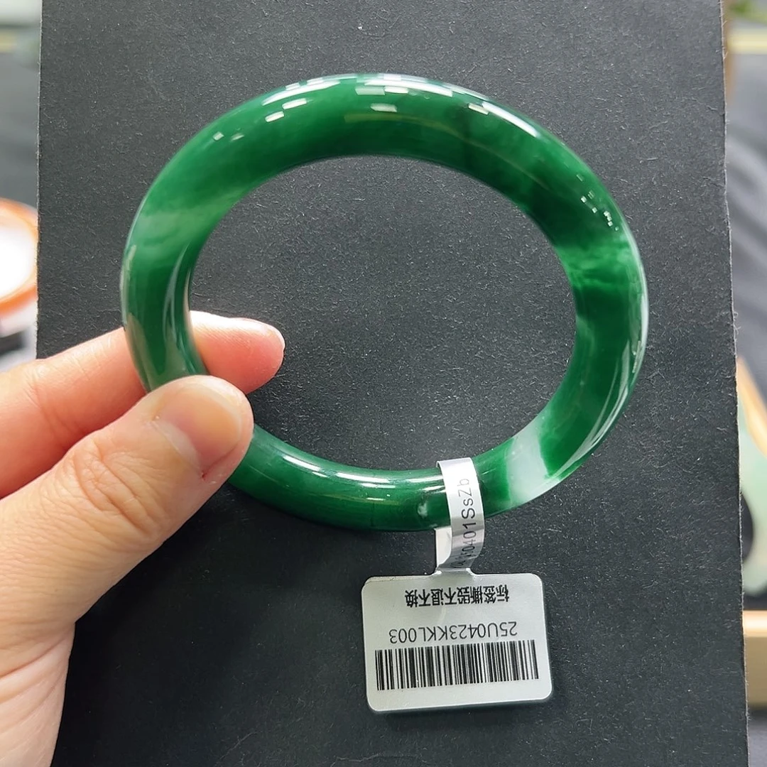 未镶嵌手镯石英质玉（非洲翠）➕小甜（圆条）55.5