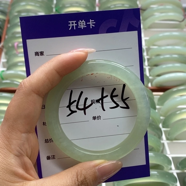 岫玉手镯未镶嵌寄*安好