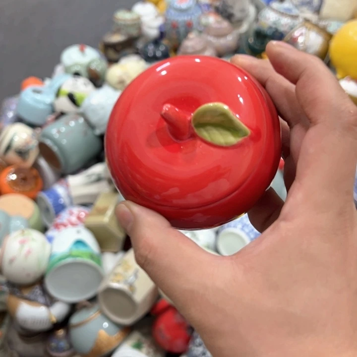 瑕疵福利品陶瓷茶叶罐介意勿拍
