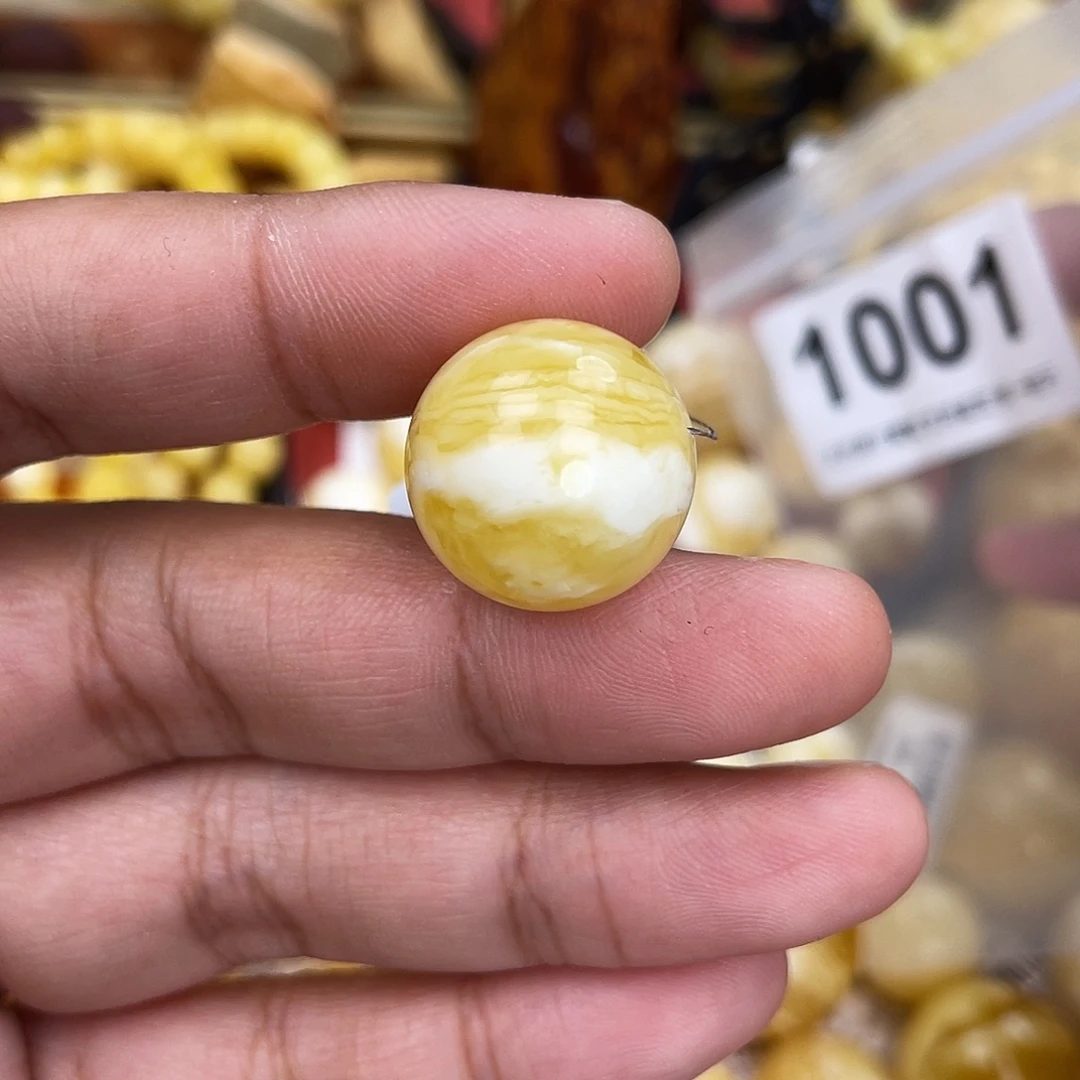 蜜蜡未镶嵌珠宝奇石粉18.3