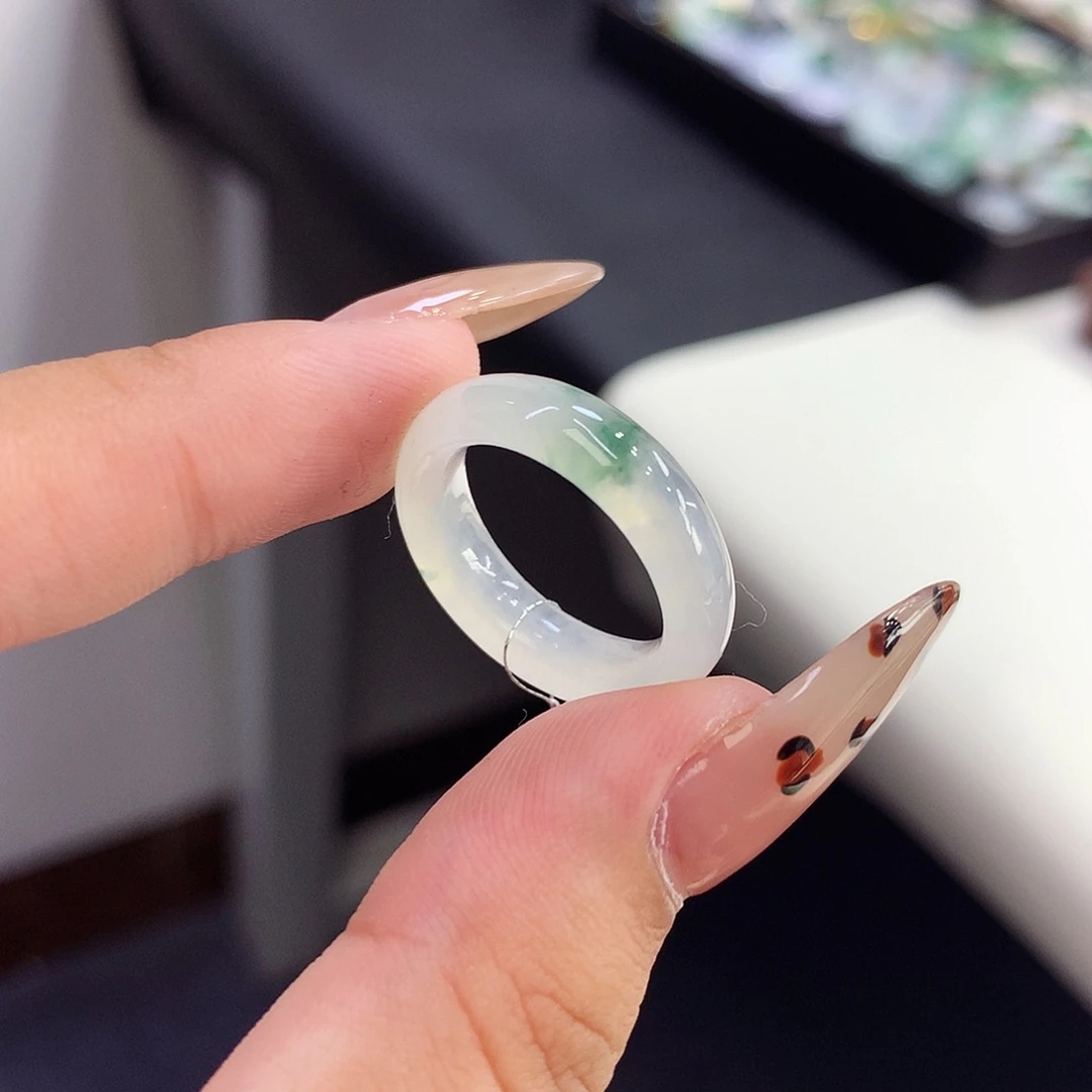 翡翠未镶嵌戒指12号