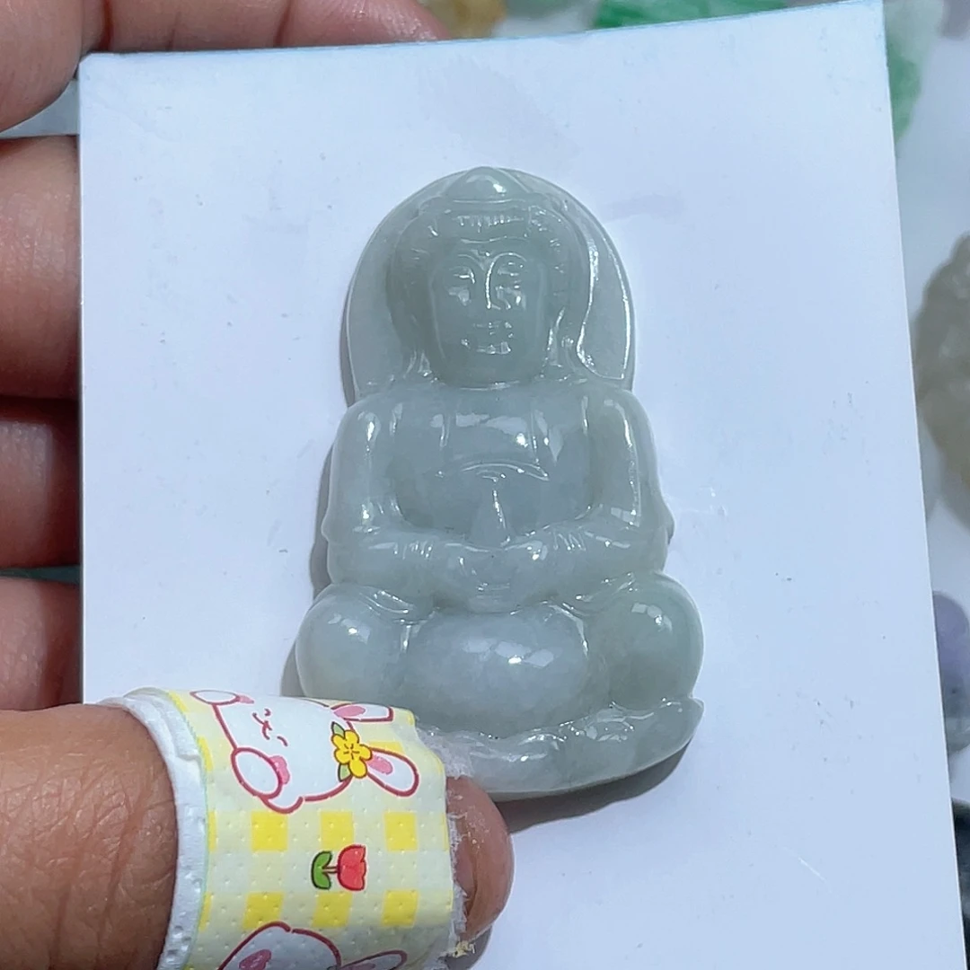 翡翠未镶嵌颈饰你